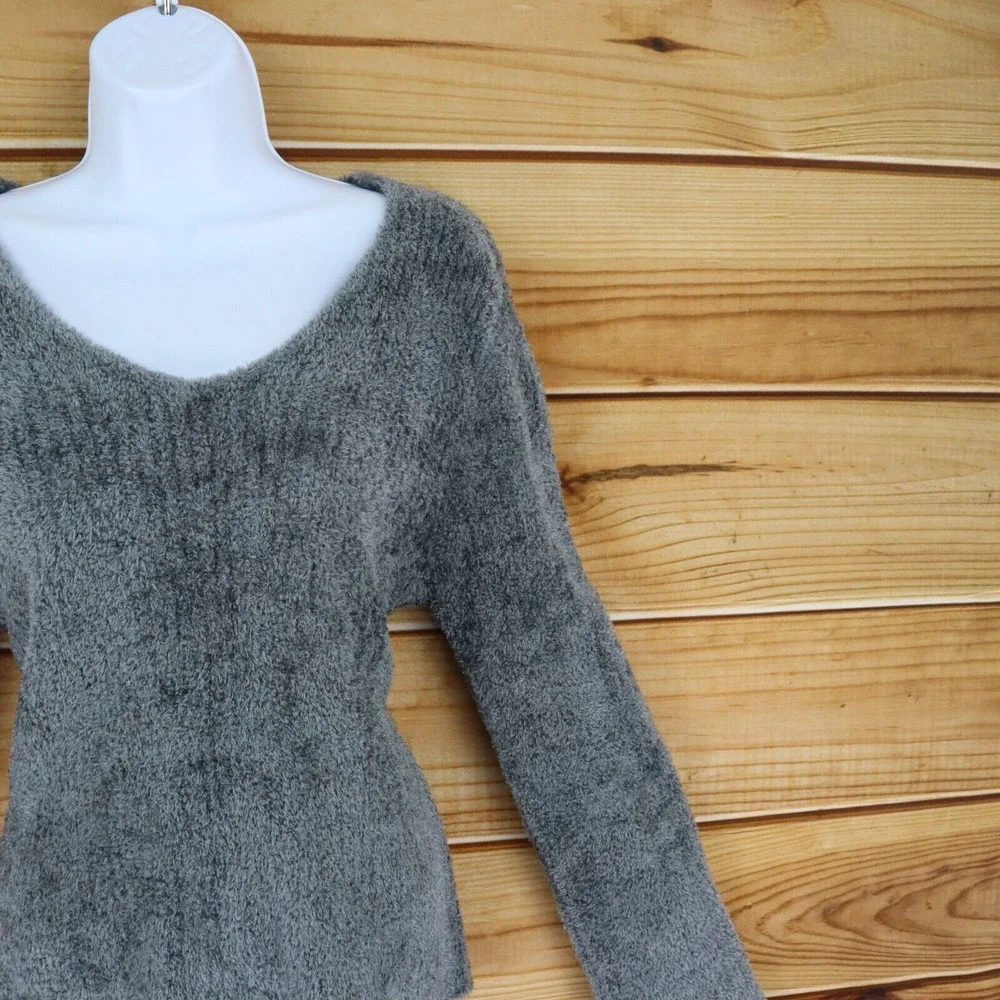 Apostrophe Ribbed Sweater Women M Shimmering Silver Soft Fuzzy Nylon Flare Sleev